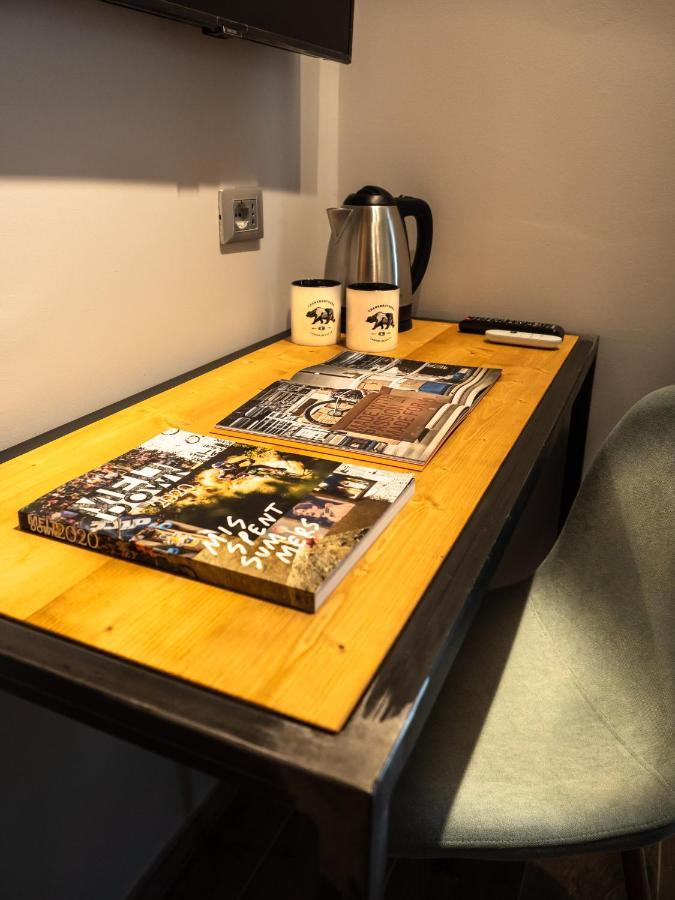 Sleep 'N' Ride Massa Marittima Hotel Bagian luar foto