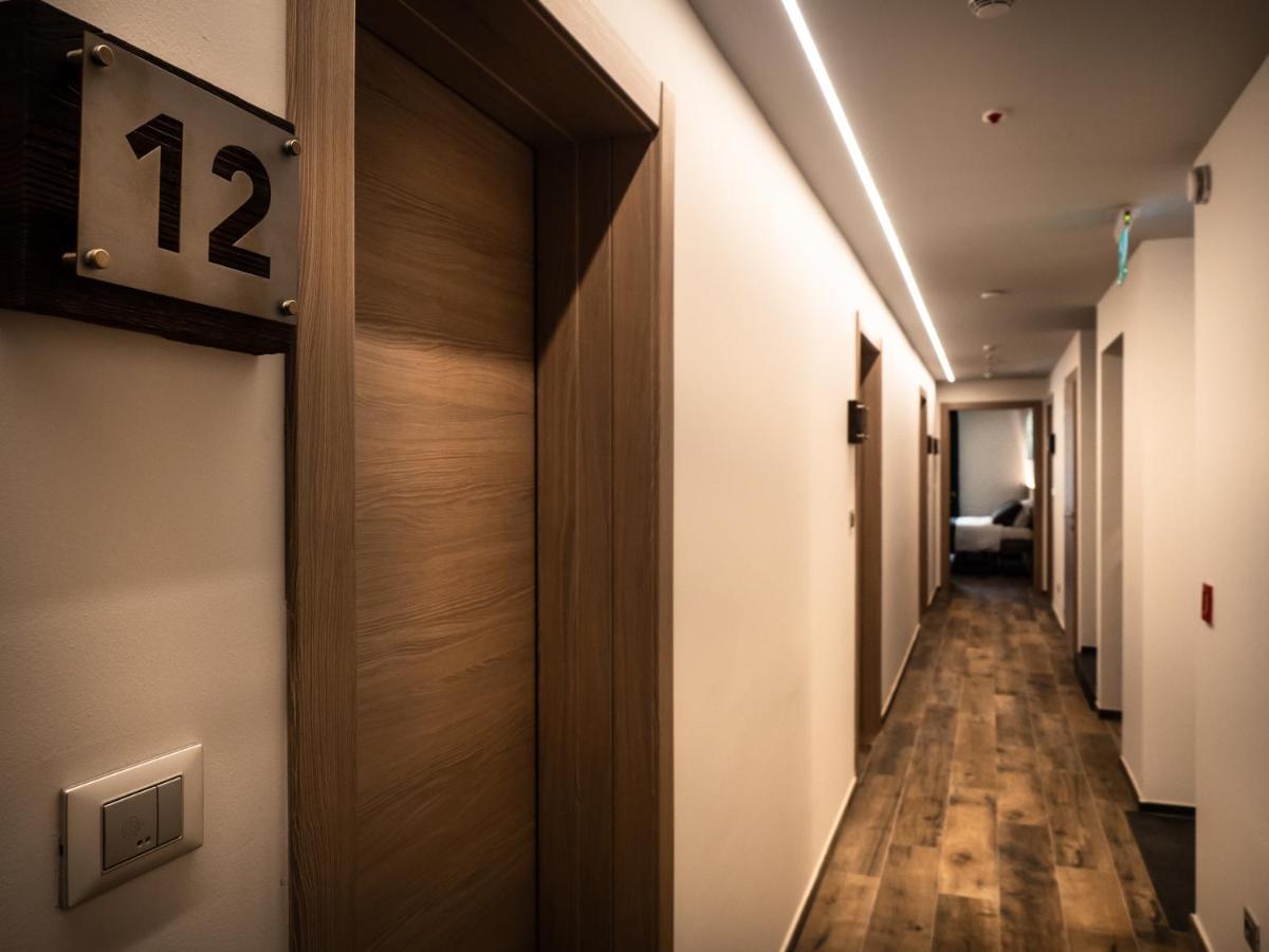 Sleep 'N' Ride Massa Marittima Hotel Bagian luar foto